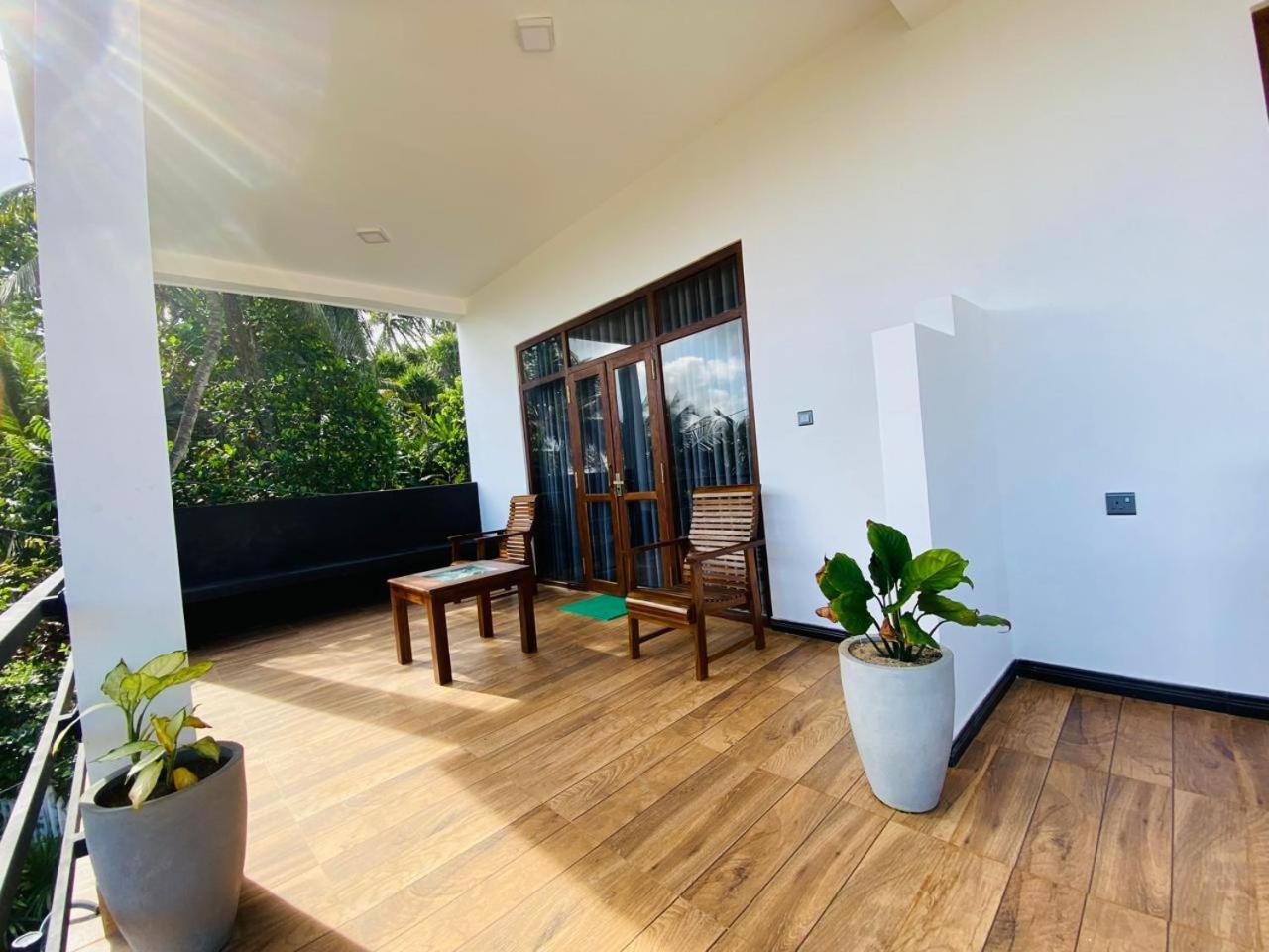 ميريسا The Wave'S Guest House المظهر الخارجي الصورة