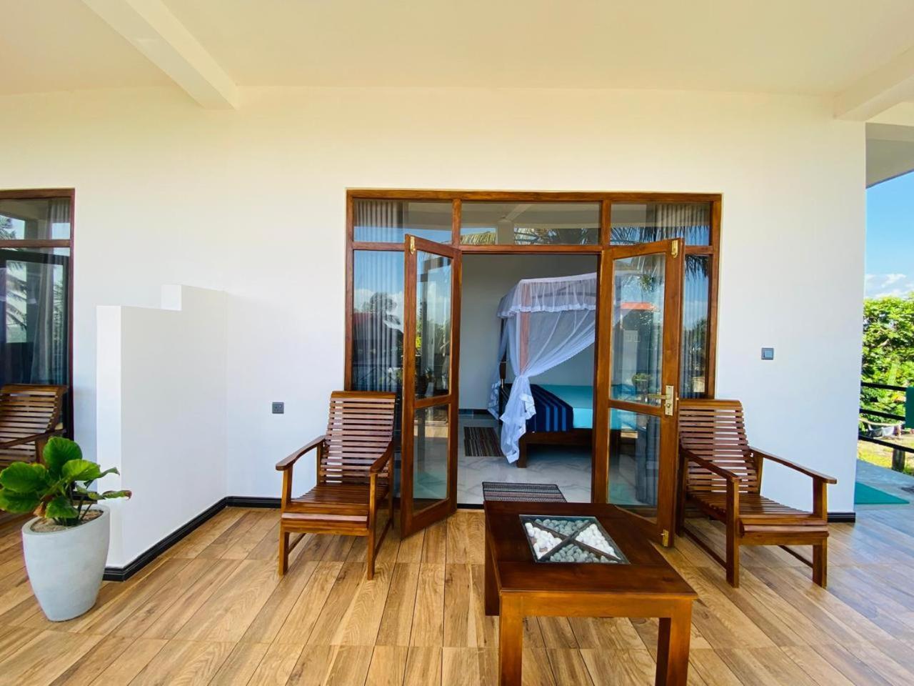 ميريسا The Wave'S Guest House المظهر الخارجي الصورة