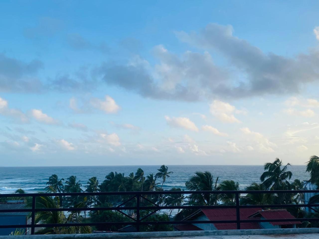ميريسا The Wave'S Guest House المظهر الخارجي الصورة