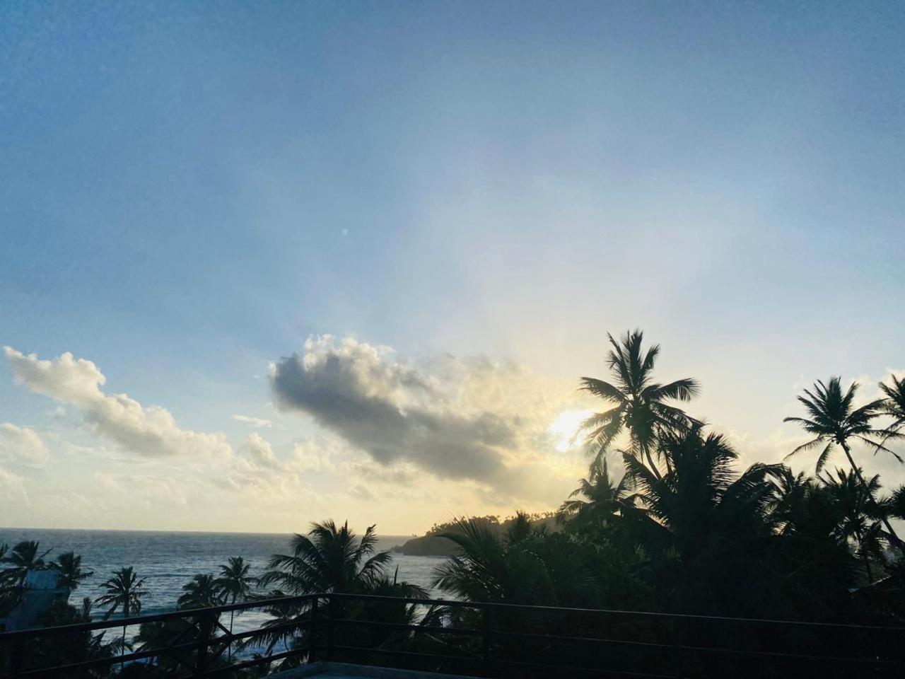 ميريسا The Wave'S Guest House المظهر الخارجي الصورة